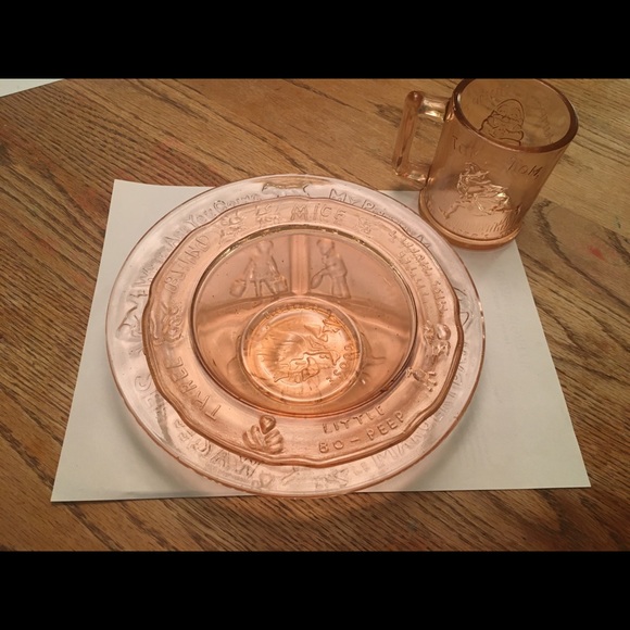 Vintage children’s place setting glass peach bowl plate and cup matching set - Picture 2 of 10